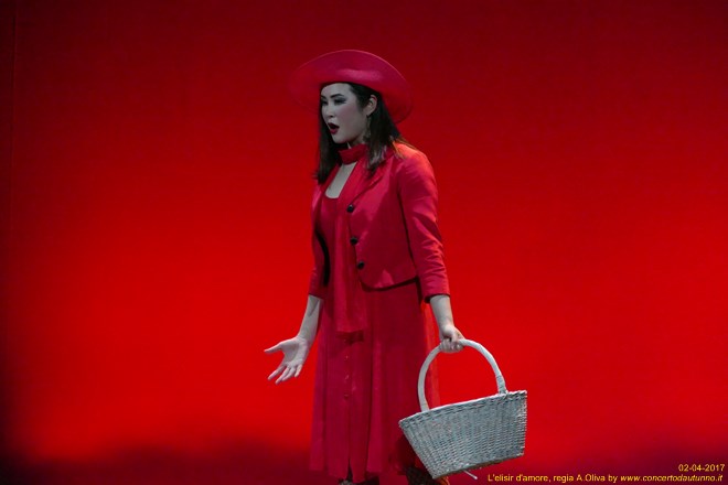 Elisir d'amore regia Alberto Oliva 