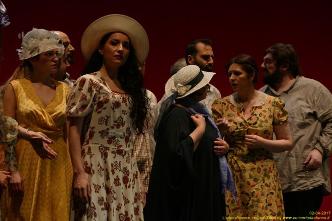 Elisir d'amore regia Alberto Oliva 