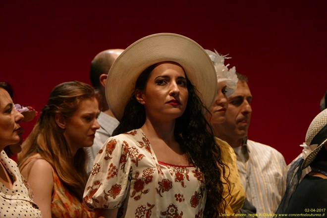 Elisir d'amore regia Alberto Oliva 
