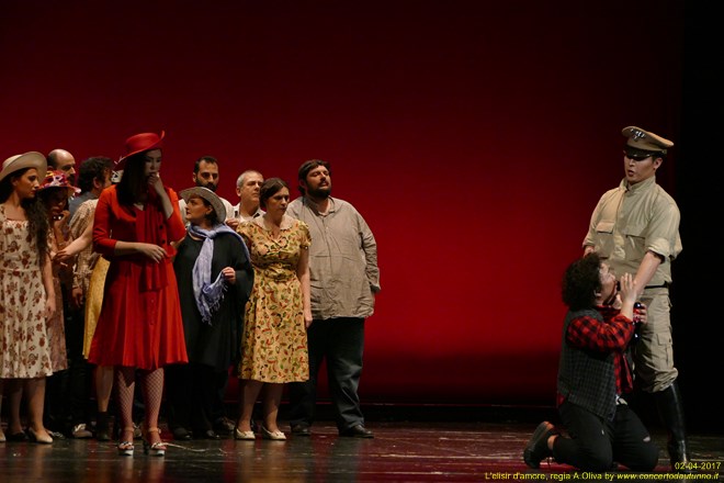Elisir d'amore regia Alberto Oliva 
