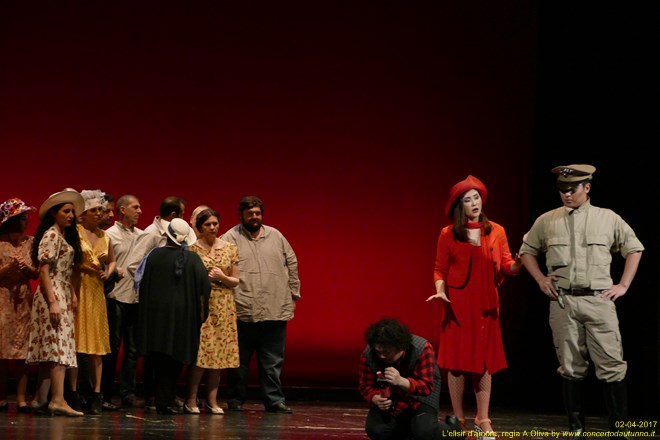Elisir d'amore regia Alberto Oliva 