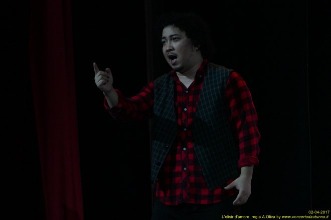 Elisir d'amore regia Alberto Oliva 