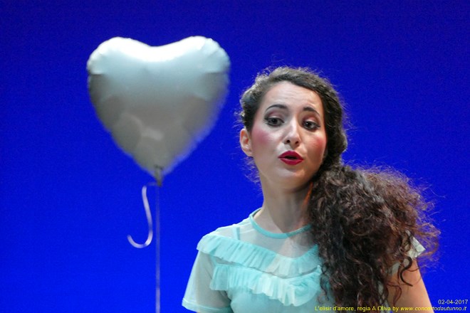 Elisir d'amore regia Alberto Oliva 