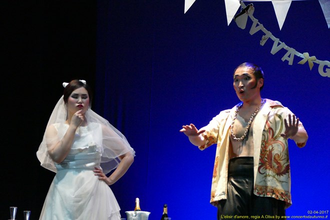 Elisir d'amore regia Alberto Oliva 