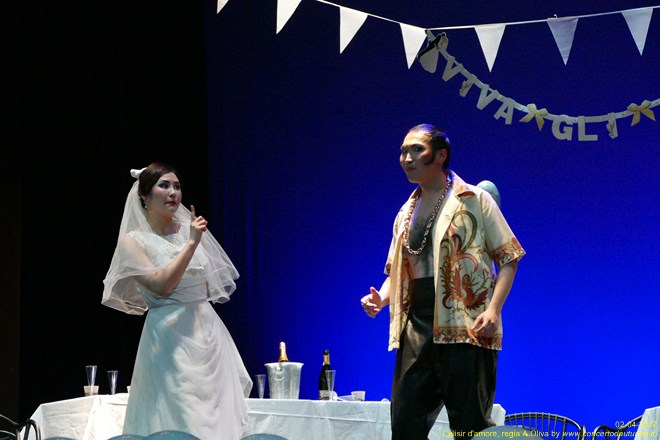 Elisir d'amore regia Alberto Oliva 