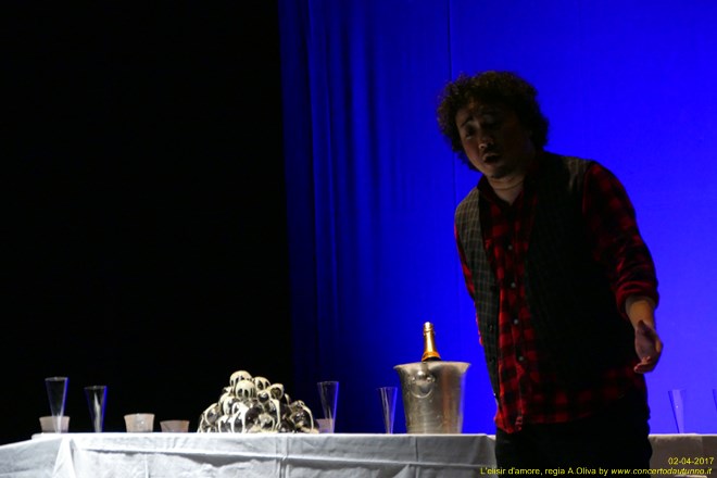 Elisir d'amore regia Alberto Oliva 