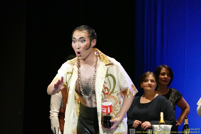 Elisir d'amore regia Alberto Oliva 