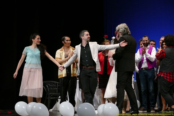 Elisir d'amore regia Alberto Oliva 