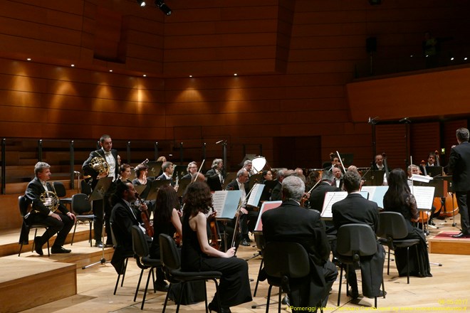 Pomeriggi Musicali Pavel Berman (Direttore) e Gennaro Cardaropoli (Violino)