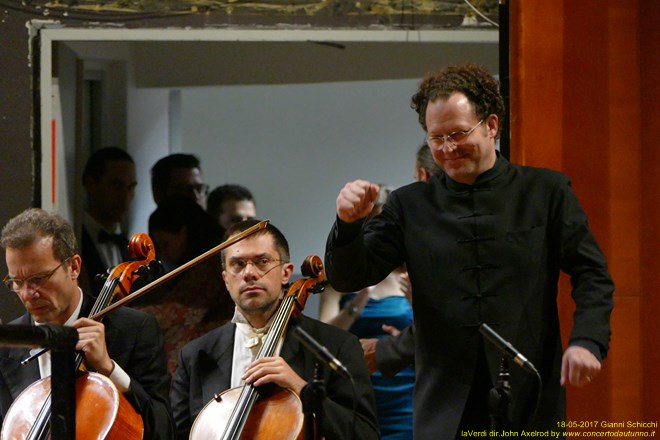 laVerdi Gianni Schicchi John Axelrod