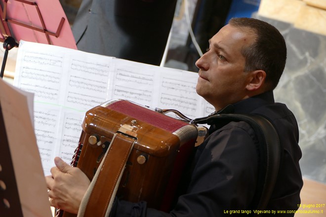 Luca Maggioni  viola e Flaviano Braga - bandoneon e fisarmonica