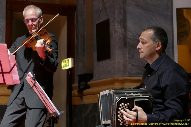 Luca Maggioni  viola e Flaviano Braga - bandoneon e fisarmonica