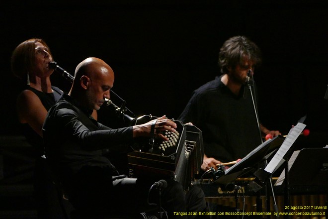 laVerdi Tangos at an Exhibition con BossoConcept Ensemble