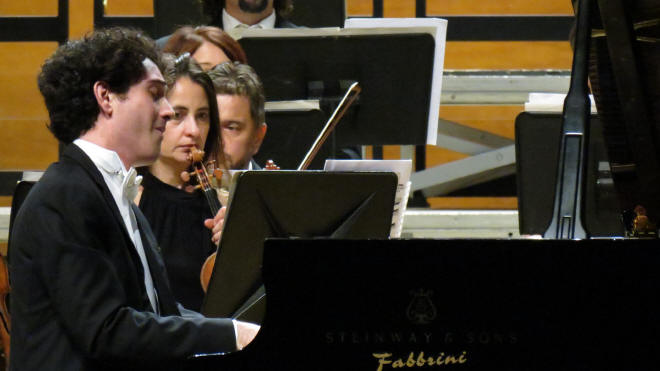 Pianoforte Leonardo Pierdomenico e Direttore Andrea Oddone