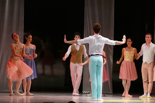 Teet Kask Lago dei Cigni Teatro di Milano