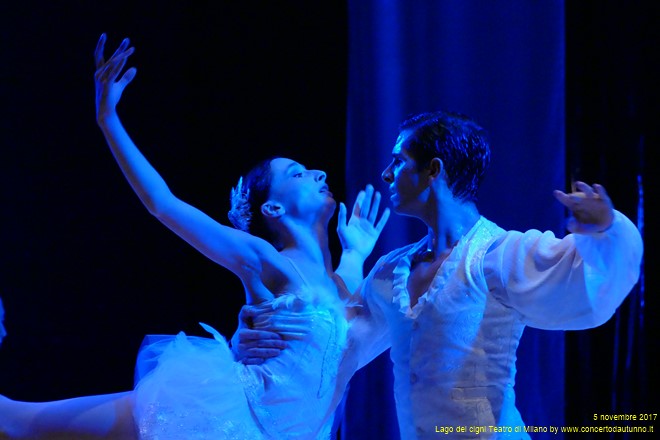 Teet Kask Lago dei Cigni Teatro di Milano