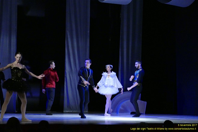 Teet Kask Lago dei Cigni Teatro di Milano