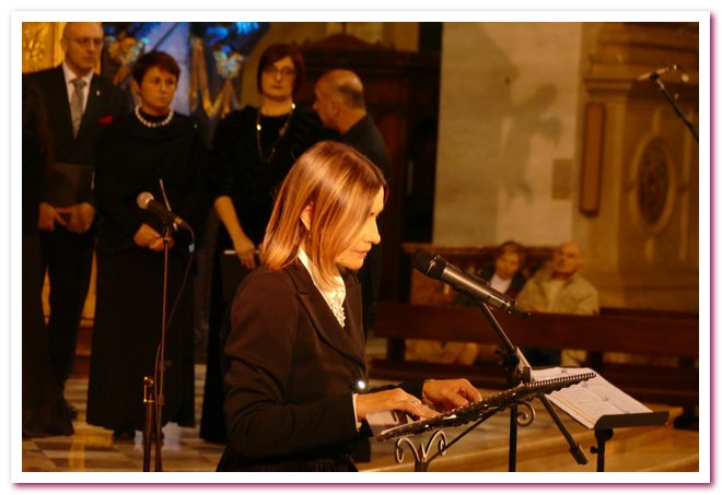 Claudia Koll Duomo Vigevano