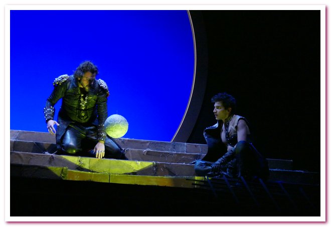 Alberto Oliva Salom Teatro Litta