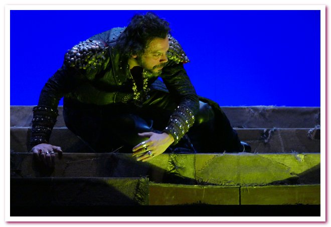 Alberto Oliva Salom Teatro Litta