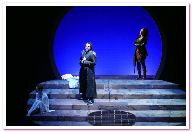 Alberto Oliva Salom Teatro Litta