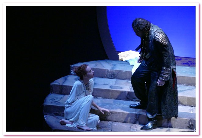 Alberto Oliva Salom Teatro Litta
