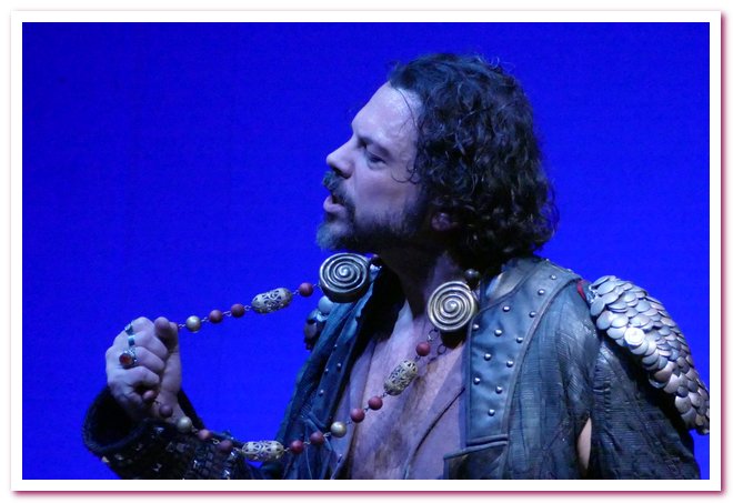 Alberto Oliva Salom Teatro Litta