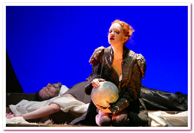 Alberto Oliva Salom Teatro Litta