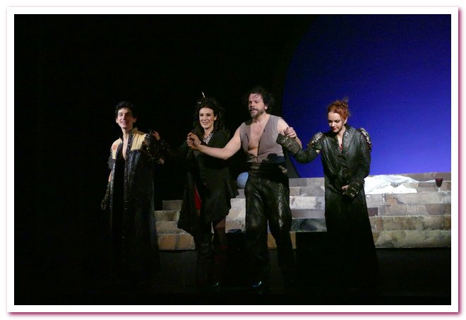 Alberto Oliva Salom Teatro Litta