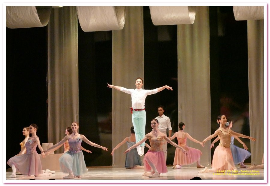 Balletto di Milano LAGO DEI CIGNI