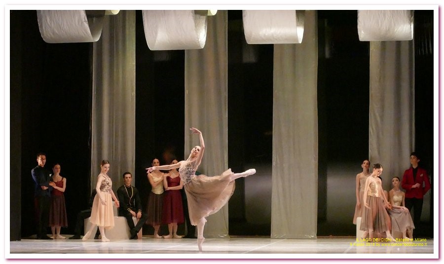 Balletto di Milano LAGO DEI CIGNI