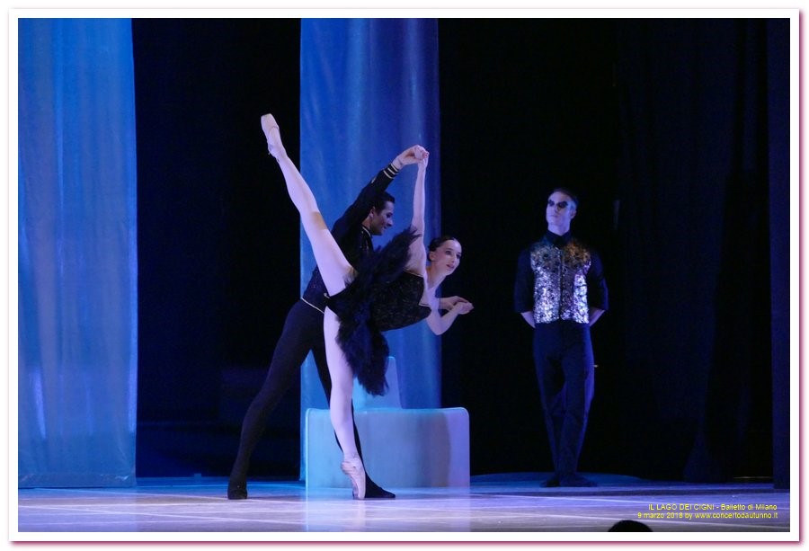 Balletto di Milano LAGO DEI CIGNI