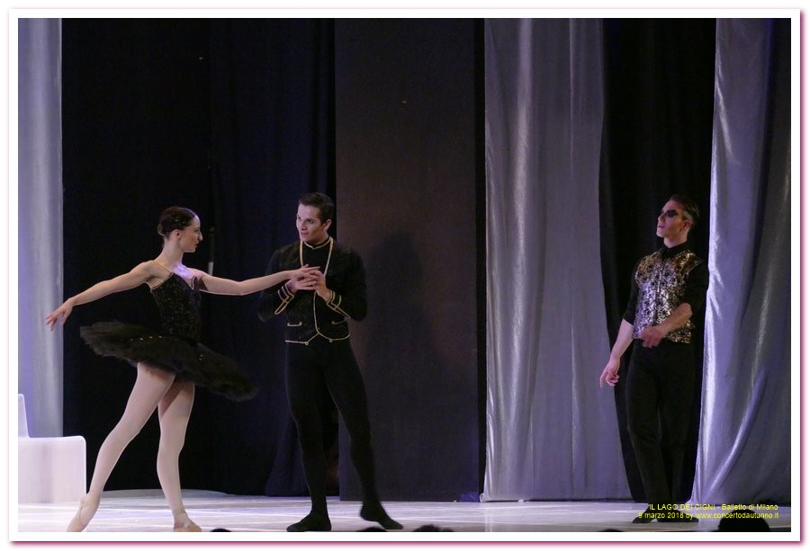 Balletto di Milano LAGO DEI CIGNI