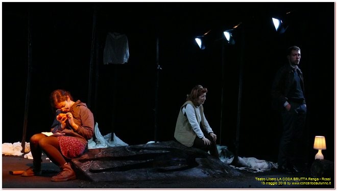 Renga Rossi LA COSA BRUTTA Teatro Libero