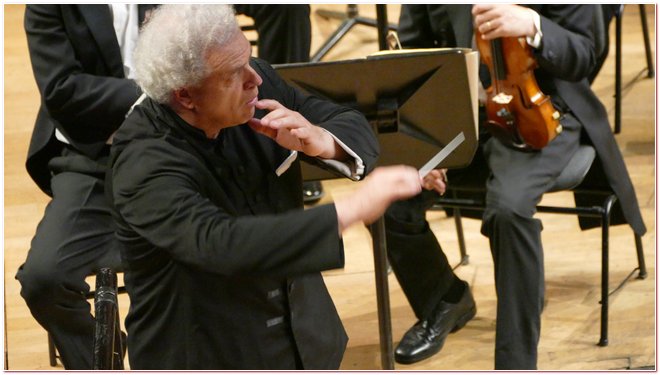 Piano-pdalier, Roberto Prosseda. Direttore, Patrick Fournillier. Orchestra Sinfonica di Milano Giuseppe Verdi