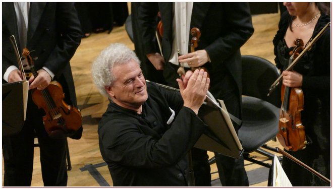 Piano-pdalier, Roberto Prosseda. Direttore, Patrick Fournillier. Orchestra Sinfonica di Milano Giuseppe Verdi