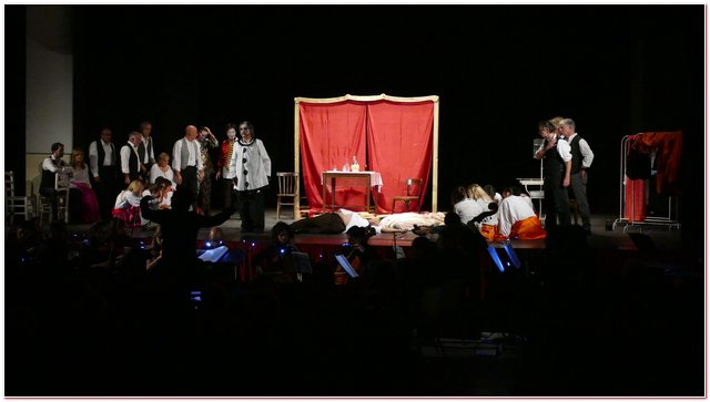 Ecoteatro Pagliacci