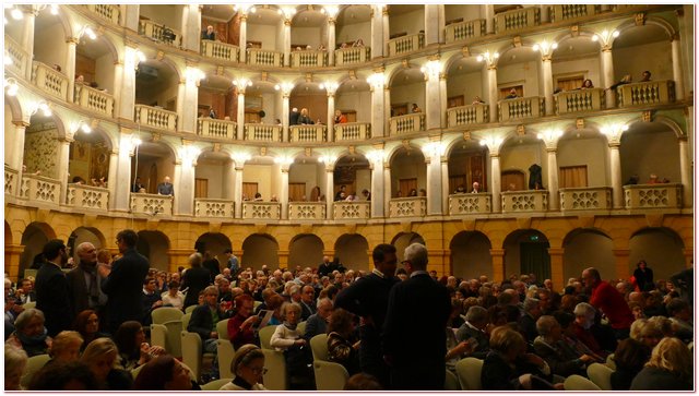 Teatro Fraschini  2018 Voix Humaine Emma Dante