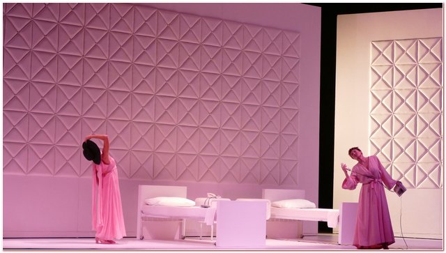 Teatro Fraschini  2018 Voix Humaine Emma Dante