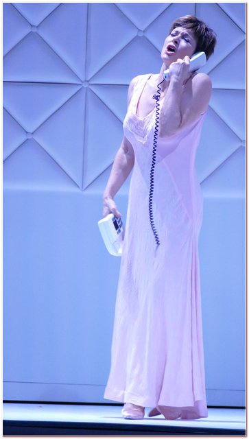 Teatro Fraschini  2018 Voix Humaine Emma Dante