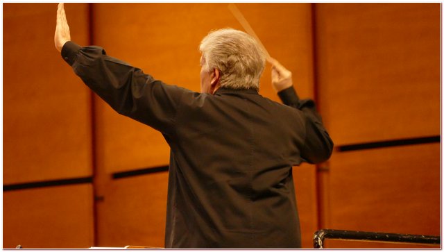 laVerdi Claus Peter Flor Nona Beethoven