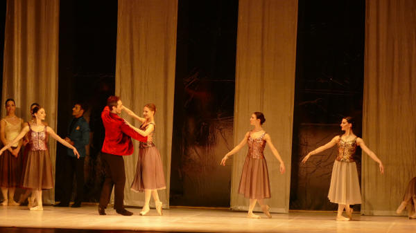 Balletto di Milano 2019 Lago dei cigni al Nuovo