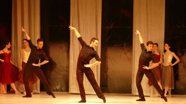 Balletto di Milano 2019 Lago dei cigni al Nuovo