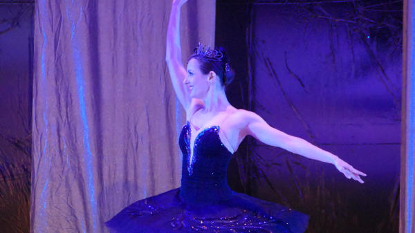 Balletto di Milano 2019 Lago dei cigni al Nuovo