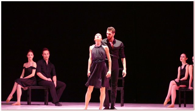 Balletto Milano Vie En Rose Chanson Chansons