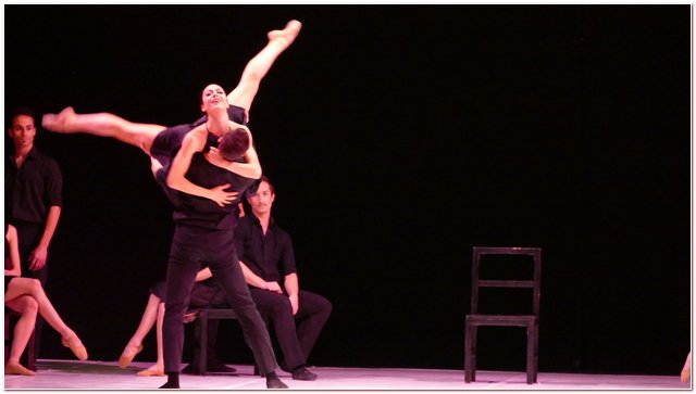 Balletto Milano Vie En Rose Chanson Chansons