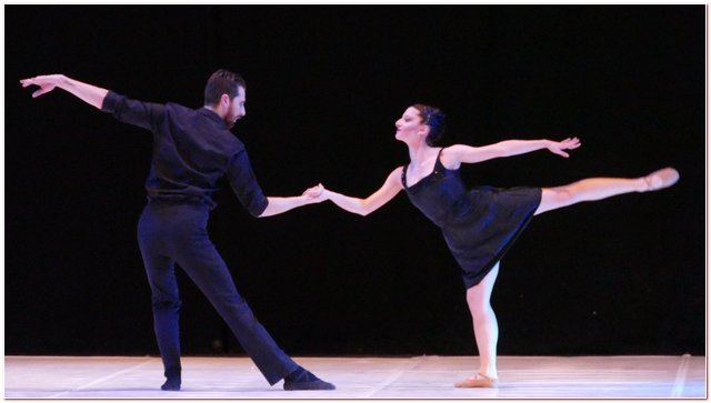 Balletto Milano Vie En Rose Chanson Chansons