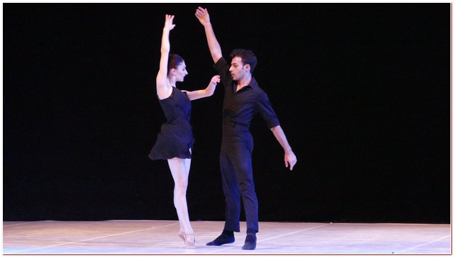 Balletto Milano Vie En Rose Chanson Chansons