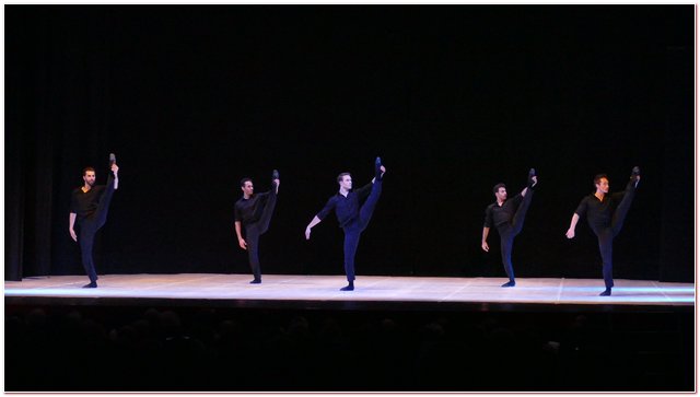 Balletto Milano Vie En Rose Chanson Chansons