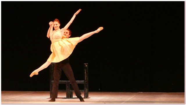 Balletto Milano Vie En Rose Chanson Chansons